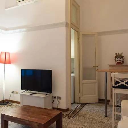 Youhosty - Londonio 26 Apartment *