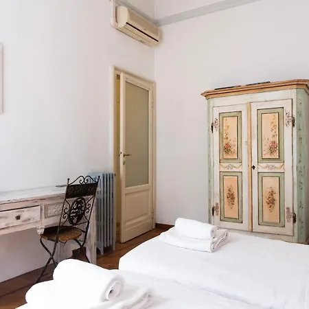 Apartment Youhosty - Londonio 26